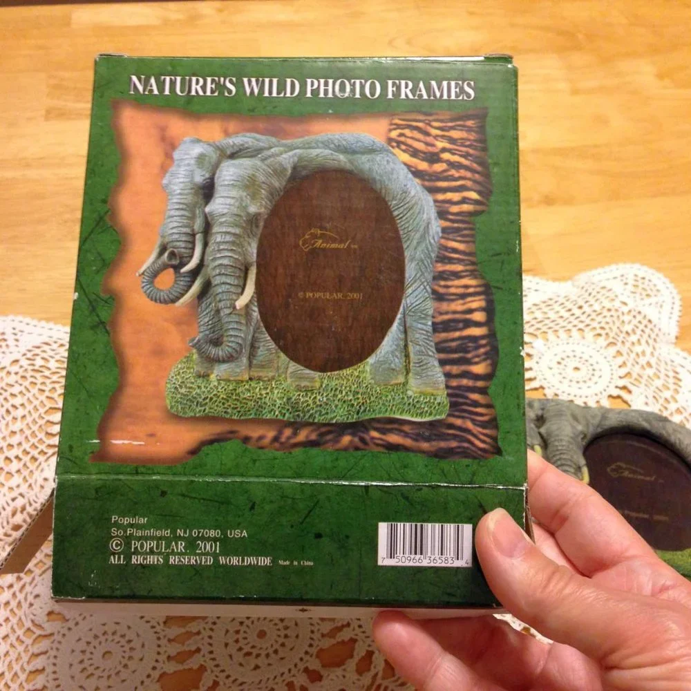 New elephant frame for 2x3 picture